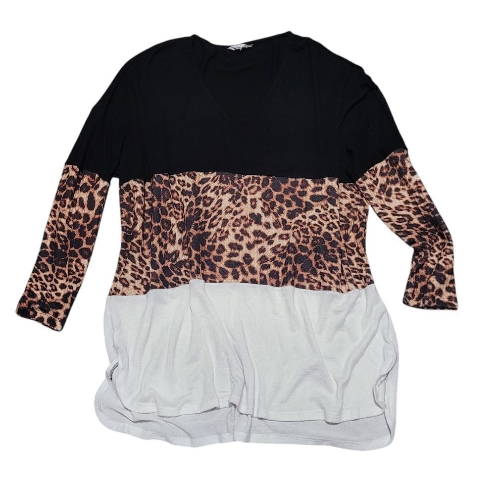 Leopard colorblock top